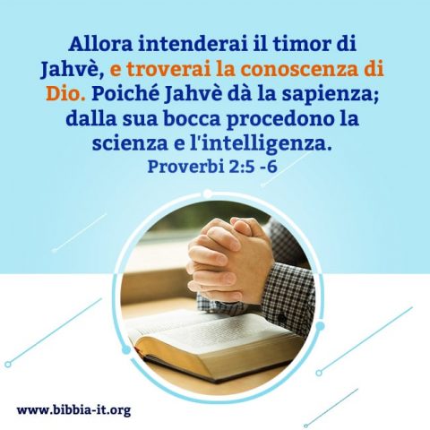 leggere la Bibbia e pregare a Dio