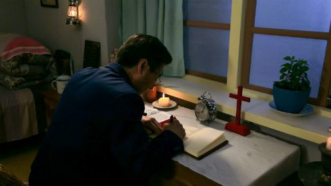 Un cristiano scrive un sermone sul discernimento tra il vero Cristo da quelli falsi